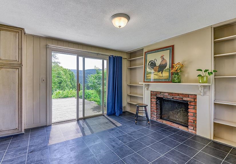 39 Weston Heights Road Rockingham, VT 05101 - Photo 2 of 39