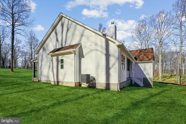 $933,900 | 9 Camden Lane, Elkwood, VA 22718