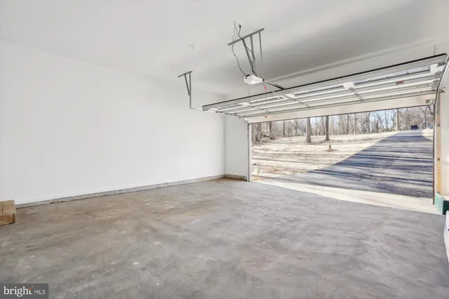 $933,900 | 9 Camden Lane, Elkwood, VA 22718