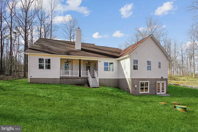 $933,900 | 9 Camden Lane, Elkwood, VA 22718