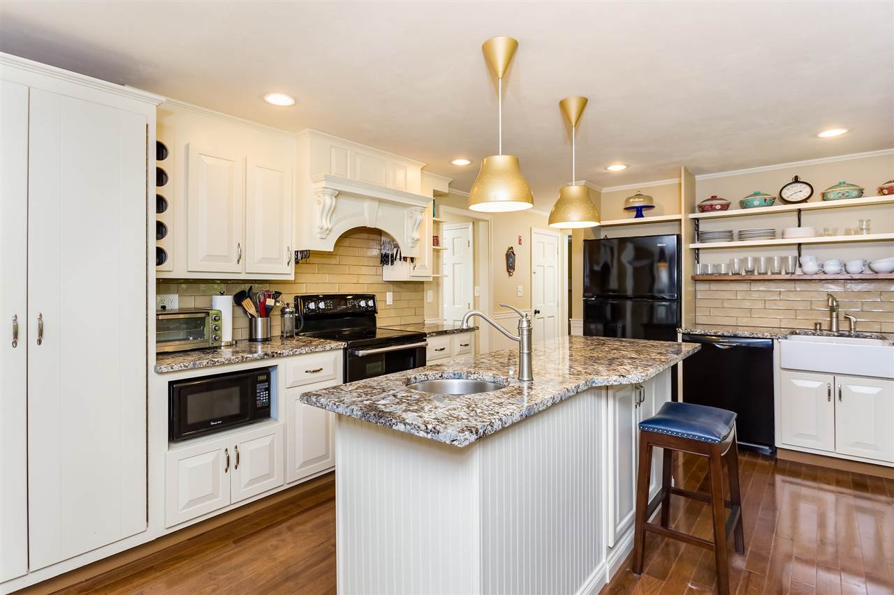 21 Cutts Road Durham, NH 03824 - Photo 3 of 40