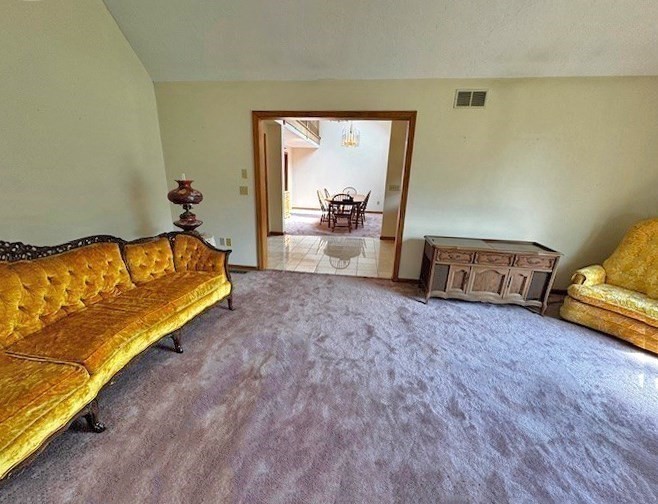 29 Highland View Drive Sutton, MA 01590 - Photo 11 of 40 a bed sitting in a bedroom next to a window