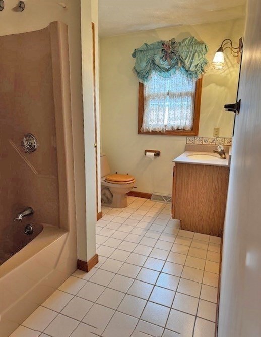 29 Highland View Drive Sutton, MA 01590 - Photo 28 of 40 a bathroom with a sink a toilet and shower