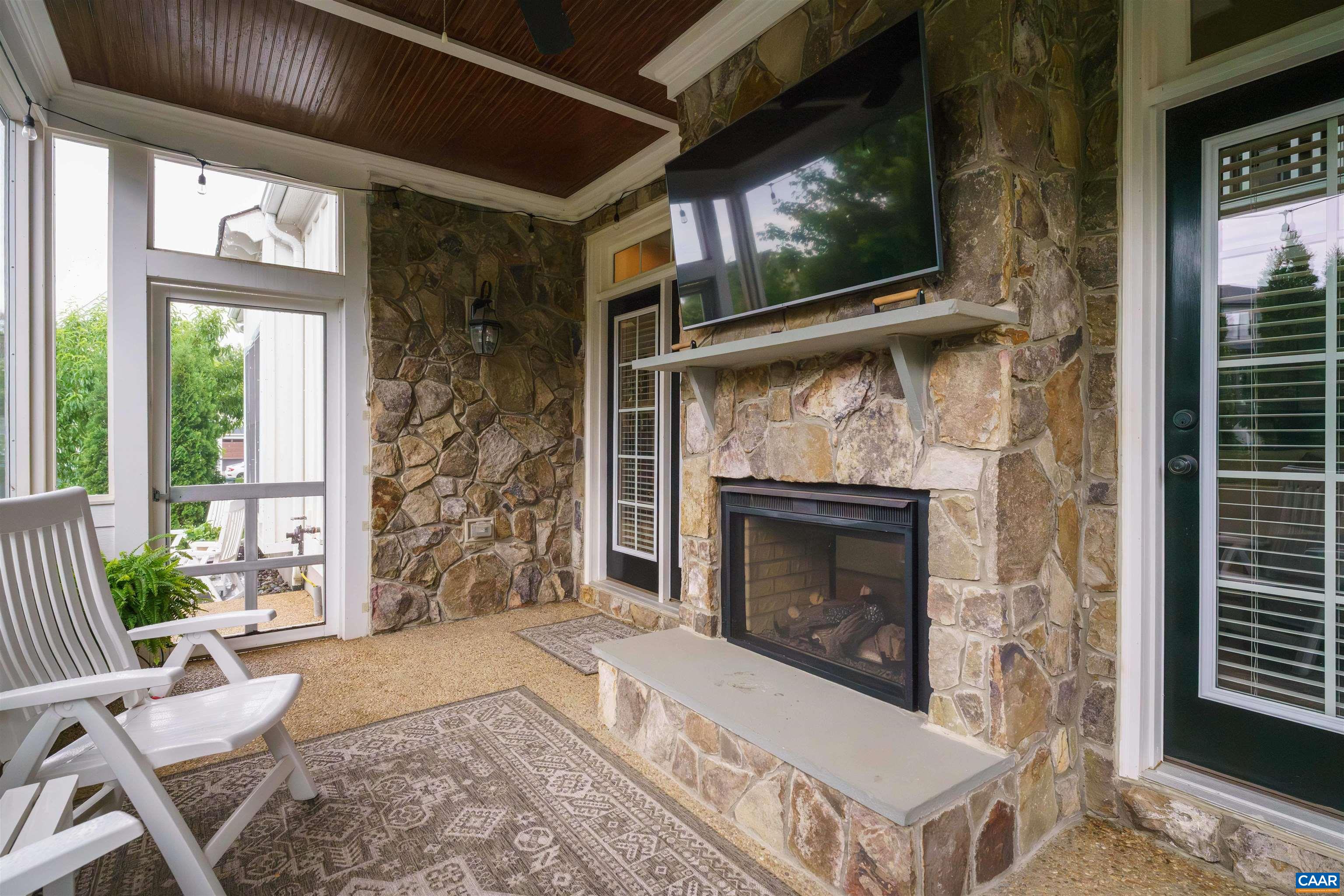 756 Highgate Row Crozet, VA 22932 - Photo 10 of 51