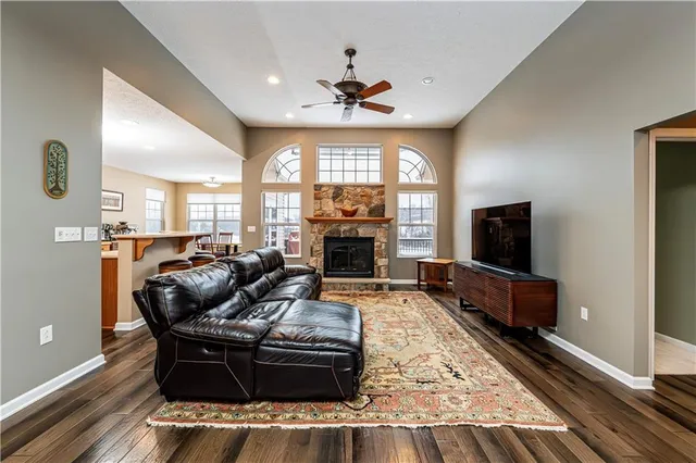 $575,000 | 6028 Triple Crown Circle, Greensburg, PA 15601