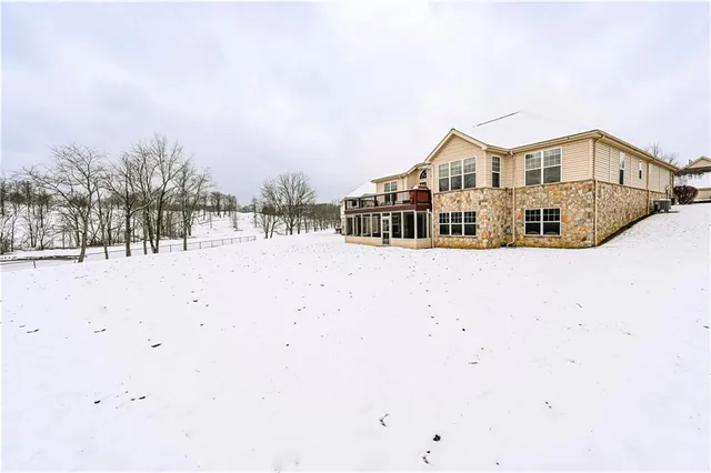 $575,000 | 6028 Triple Crown Circle, Greensburg, PA 15601