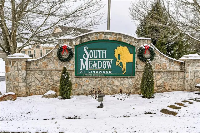 $575,000 | 6028 Triple Crown Circle, Greensburg, PA 15601