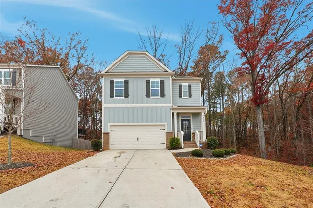 $2,400 | 6615 Bluffview Drive, Douglasville, GA 30134