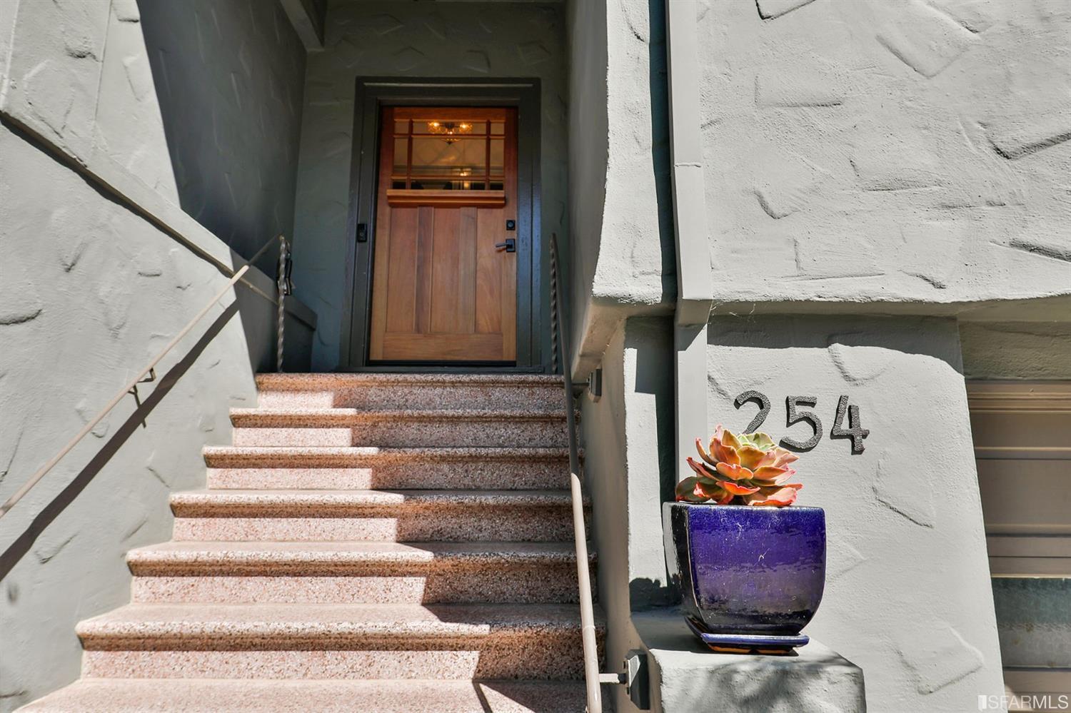 254 20th Avenue San Francisco, CA 94121 - Photo 2 of 35