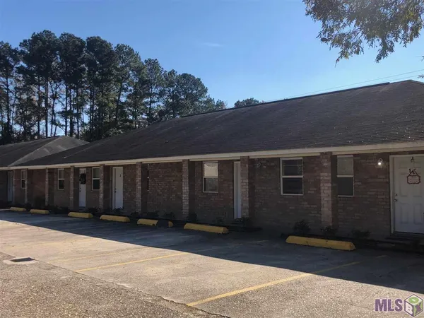 $995 | 26218 Highway 16, Unit 3, Denham Springs, LA 70726