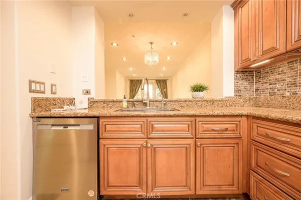 $668,000 | 2233 Martin, Unit 311, Irvine, CA 92612