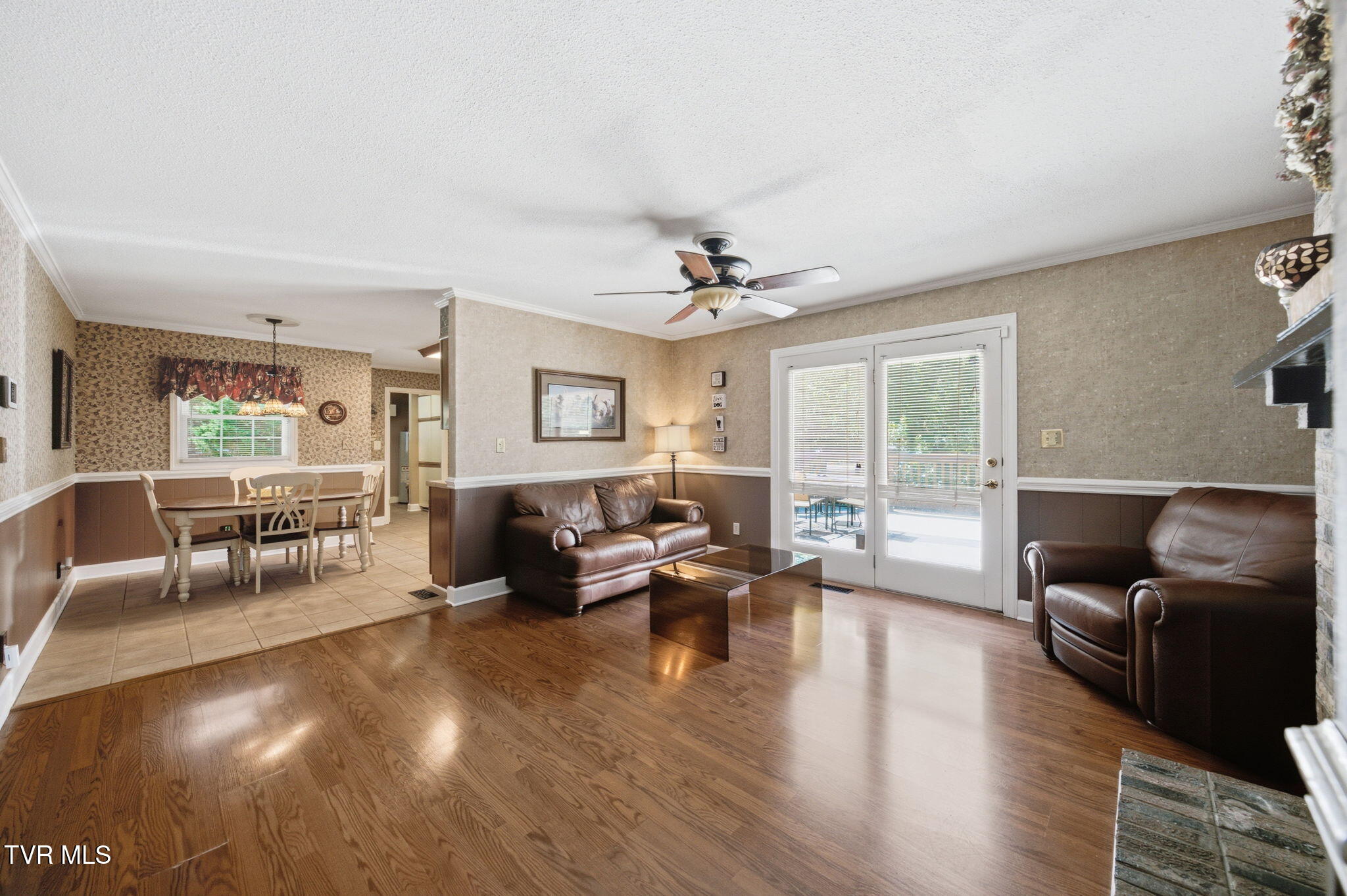 700 Rambling Road Johnson City, TN 37604 - Photo 8 of 36 19-web-or-mls-007_DSC08731