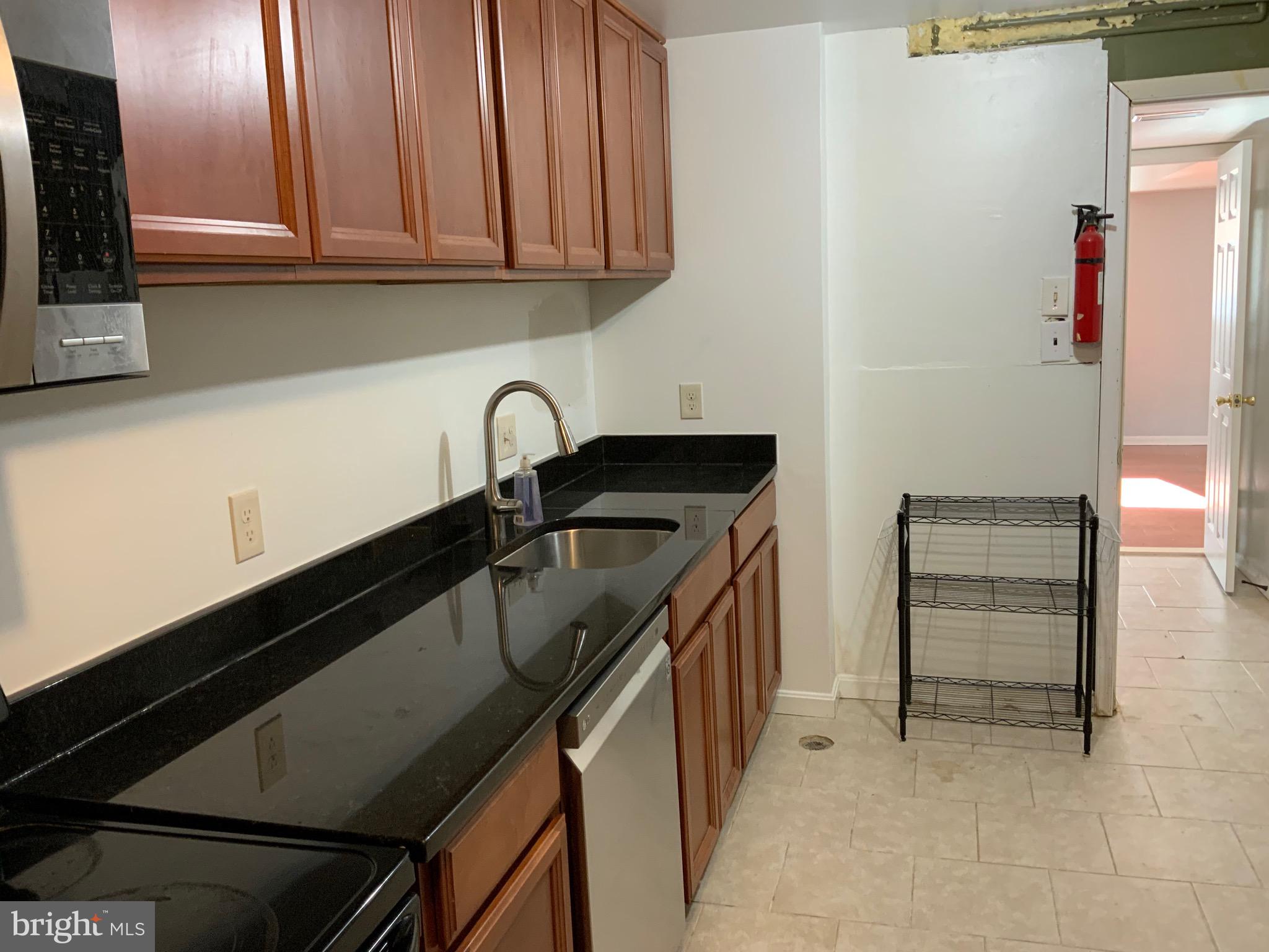 10609 Glenwild Road Silver Spring, MD 20901 - Photo 9 of 17 Kitchen