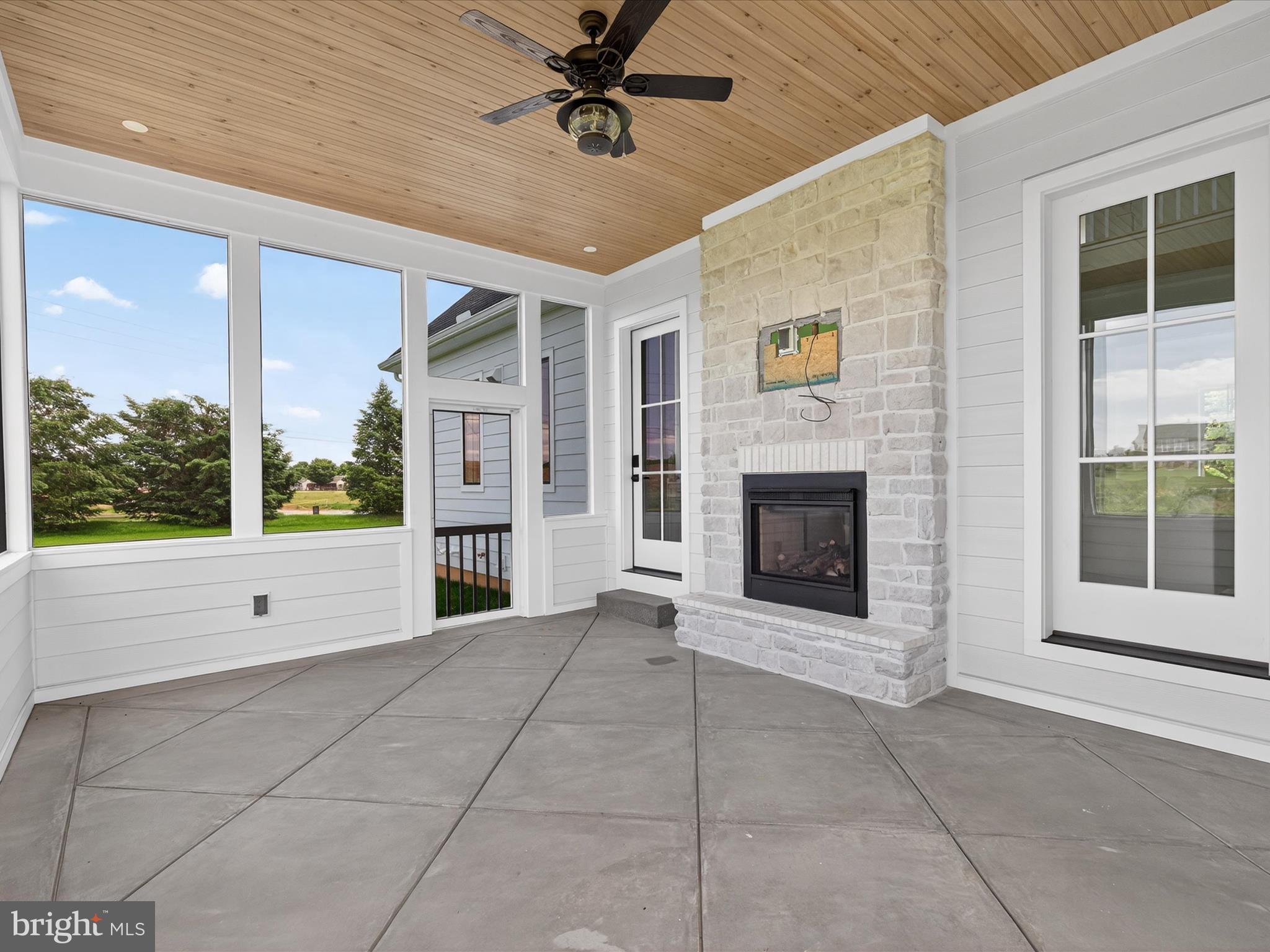 297 Sarsen Drive Lititz, PA 17543 - Photo 28 of 67