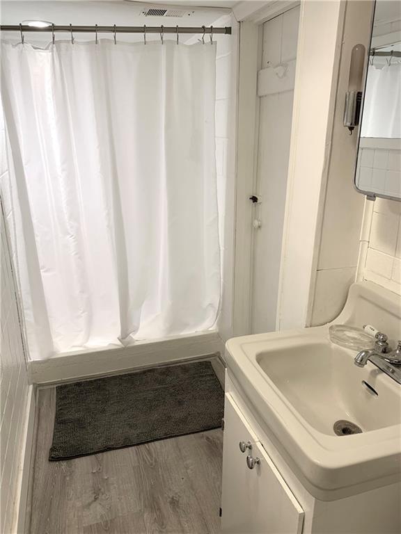 13042 Frankstown Road Pittsburgh, PA 15235 - Photo 16 of 25 Gallery Image 16
