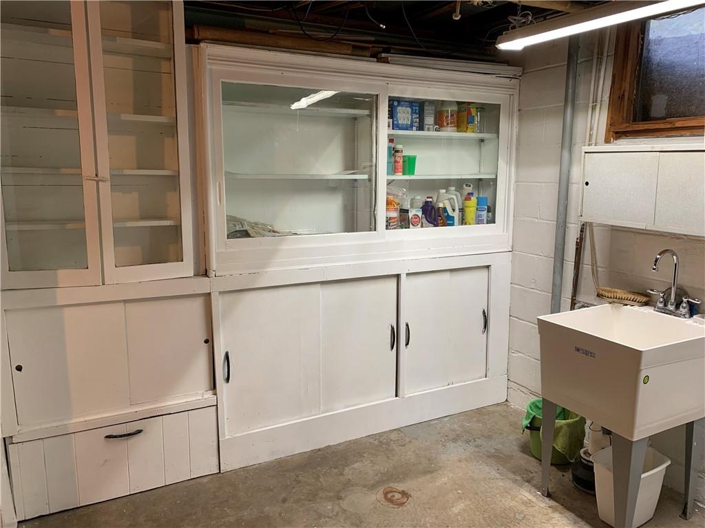 13042 Frankstown Road Pittsburgh, PA 15235 - Photo 19 of 25 Gallery Image 19