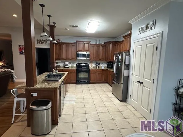 $330,000 | 504 Sugar Plum Street, Houma, LA 70364