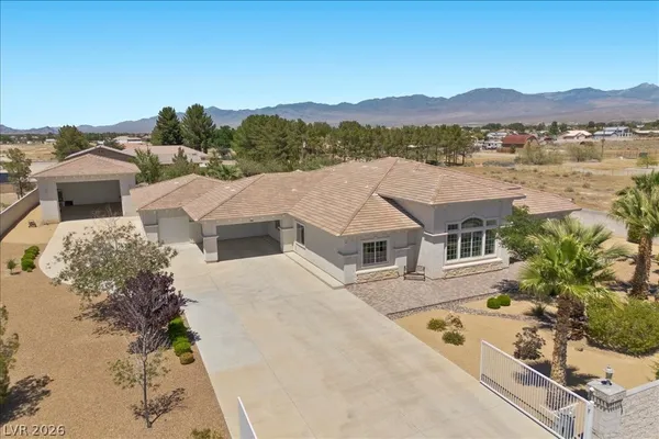 $1,149,000 | 1050 West Amarillo Avenue, Pahrump, NV 89048