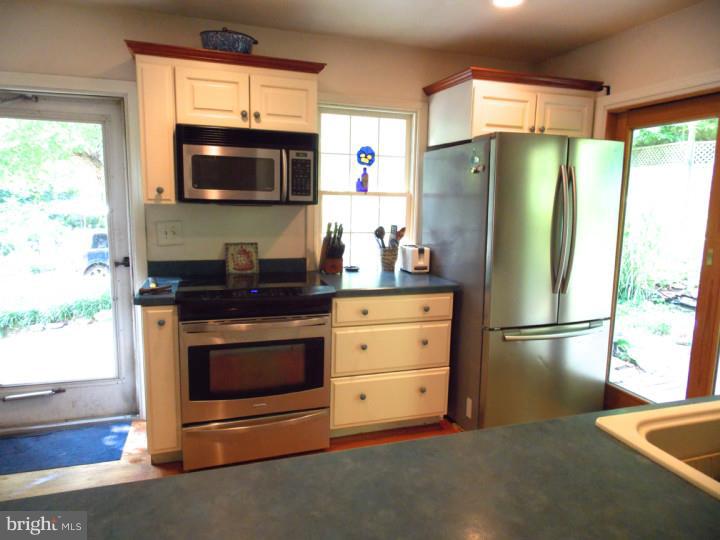 345 West Rose Tree Road Media, PA 19063 - Photo 5 of 25