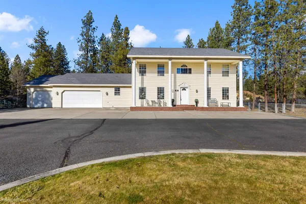 $799,000 | 16607 North Primrose Lane, Nine Mile Falls, WA 99026