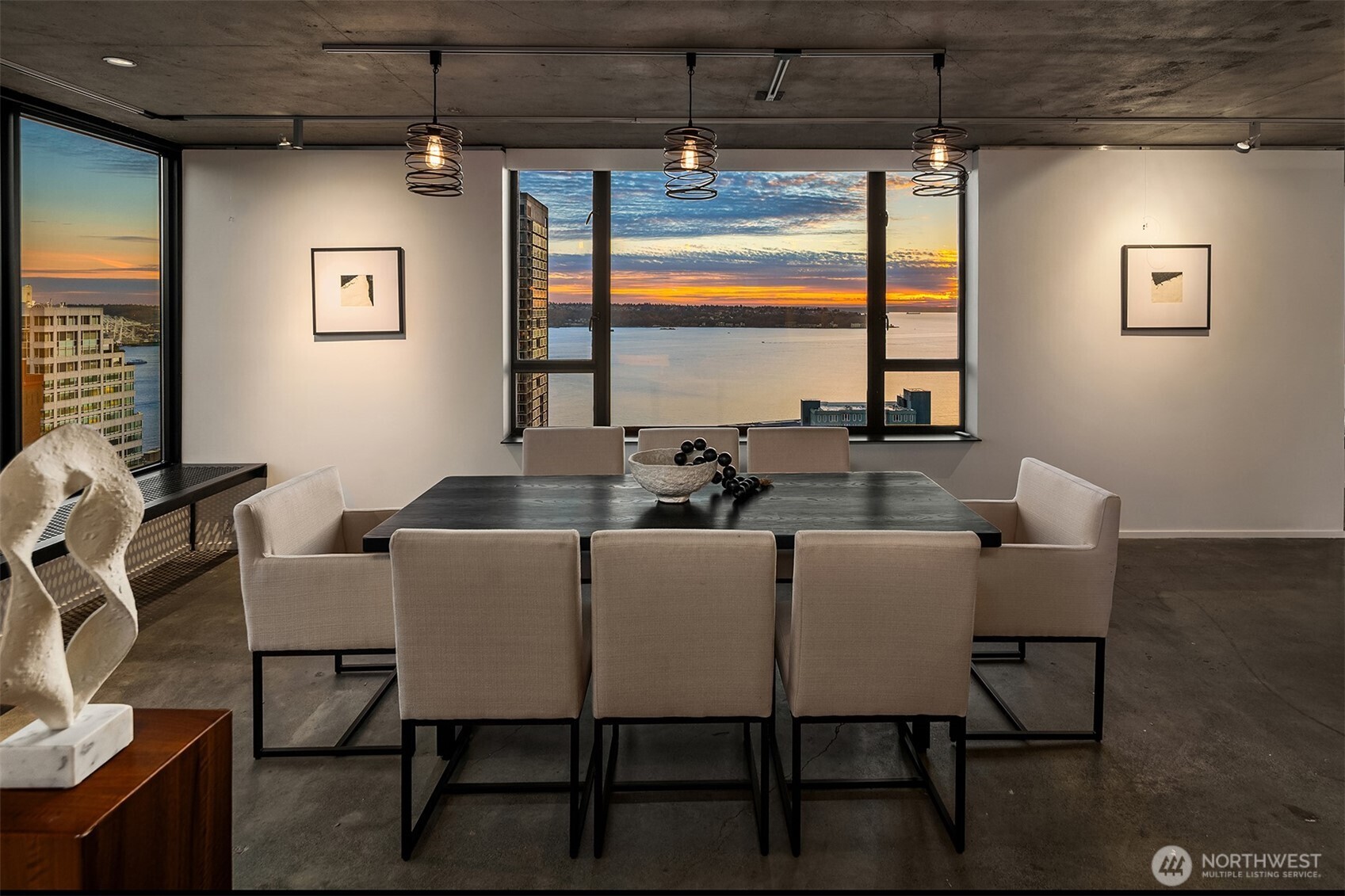 2201 3rd Avenue, Unit 2601 Seattle, WA 98121 - Photo 13 of 40 a dining room with furniture and window