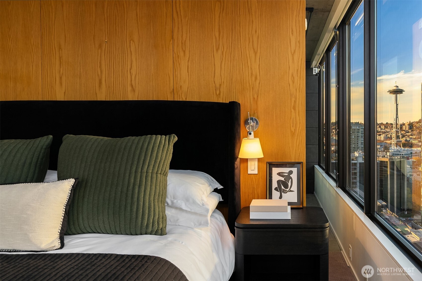 2201 3rd Avenue, Unit 2601 Seattle, WA 98121 - Photo 22 of 40