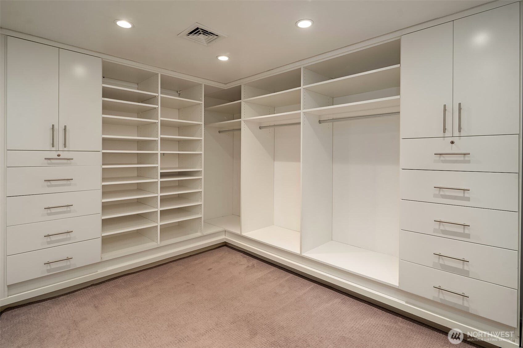 2201 3rd Avenue, Unit 2601 Seattle, WA 98121 - Photo 26 of 40 a view of an empty walk in closet