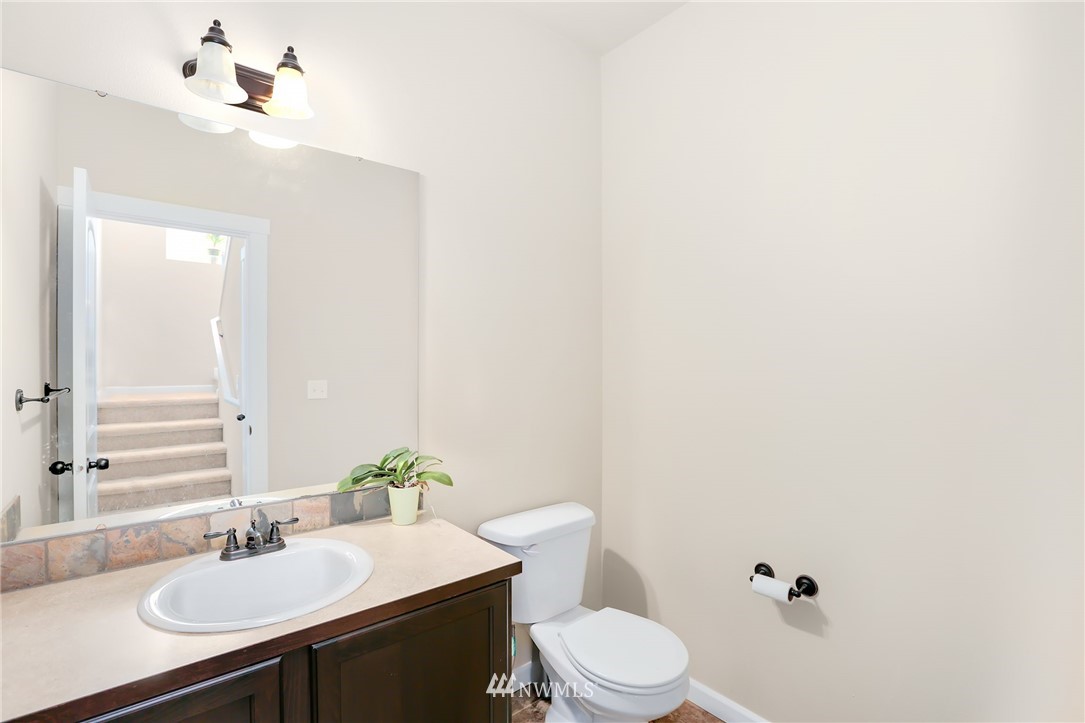 379 Graham Avenue Northeast Renton, WA 98059 - Photo 15 of 16 Gallery Image 15