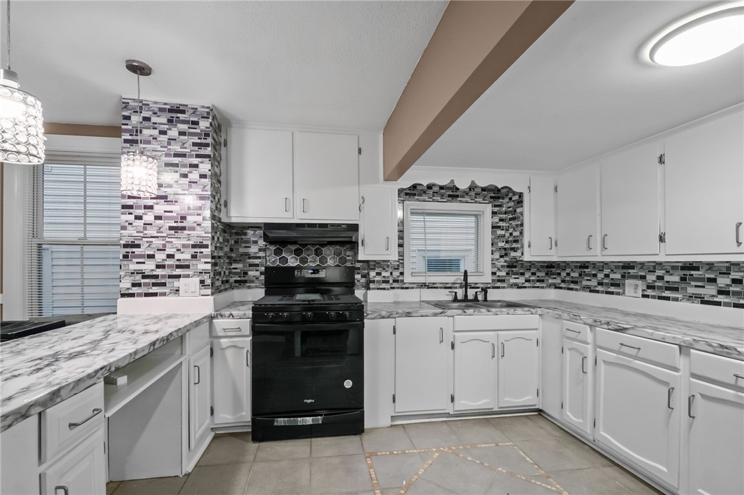 752 Social Street Woonsocket, RI 02895 - Photo 16 of 44