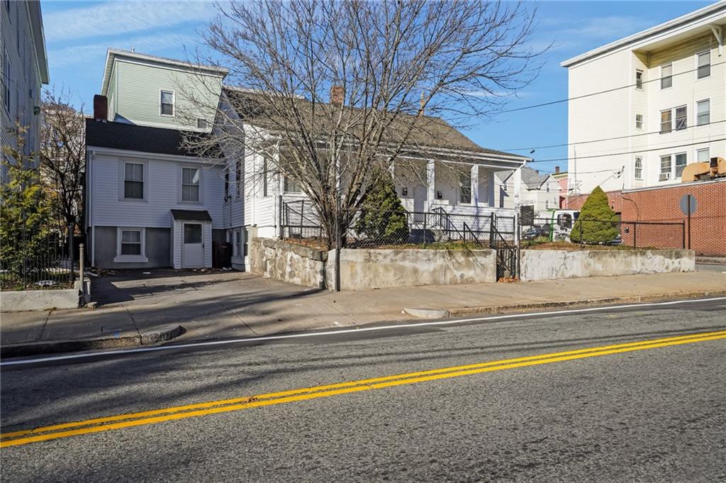 752 Social Street Woonsocket, RI 02895 - Photo 2 of 44