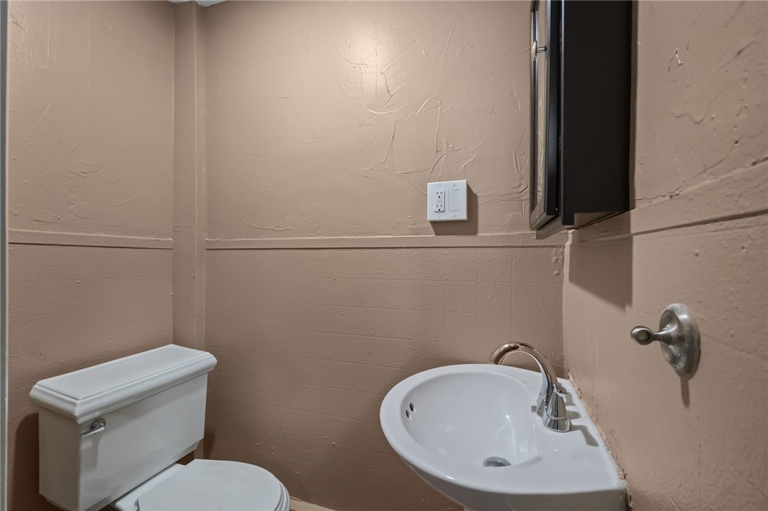 752 Social Street Woonsocket, RI 02895 - Photo 22 of 44