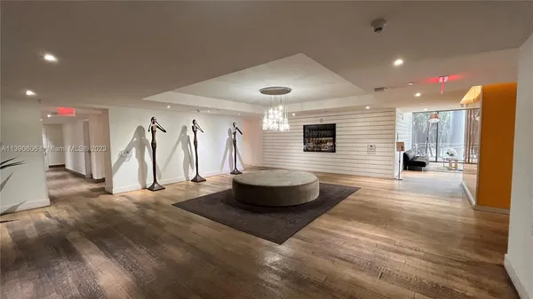 $365,000 | 201 Southwest 17th Road, Unit 606, Miami, FL 33129