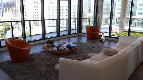 $365,000 | 201 Southwest 17th Road, Unit 606, Miami, FL 33129