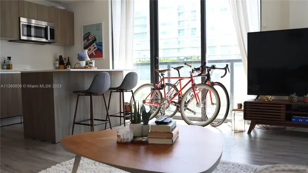 $365,000 | 201 Southwest 17th Road, Unit 606, Miami, FL 33129