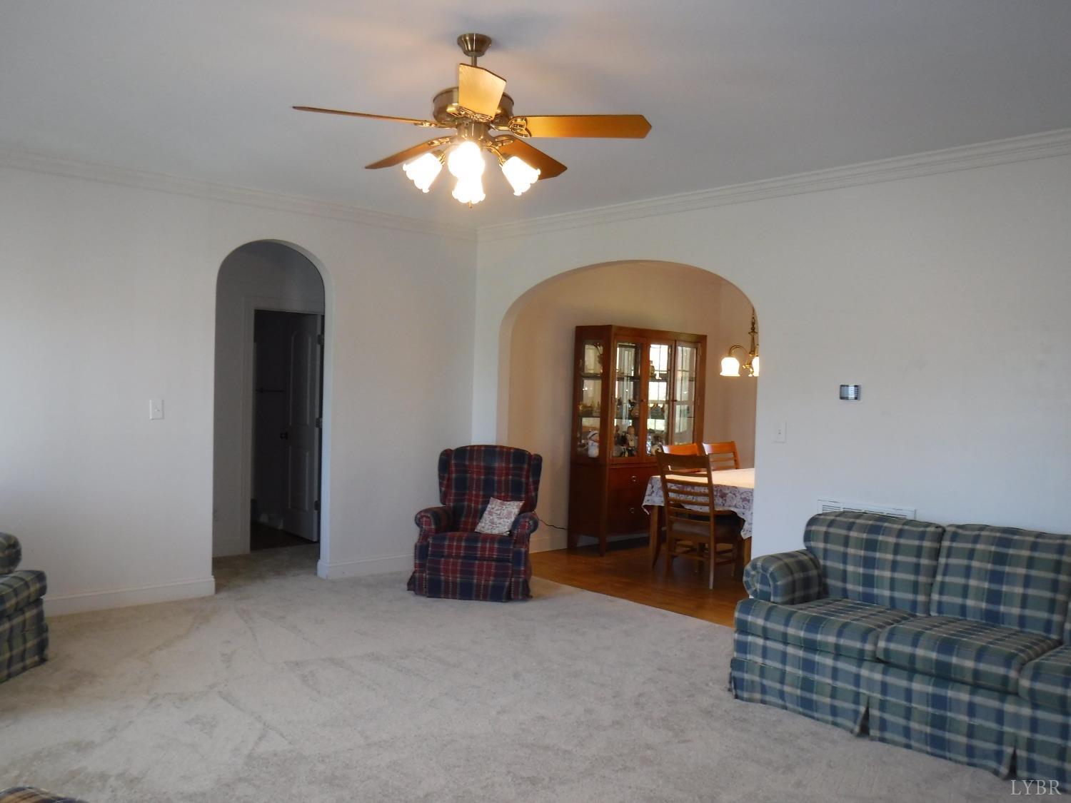 319 Longhill Road Goode, VA 24556 - Photo 14 of 51 Gallery Image 14