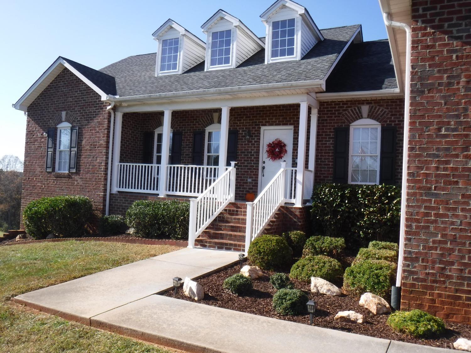 319 Longhill Road Goode, VA 24556 - Photo 2 of 51 Gallery Image 2