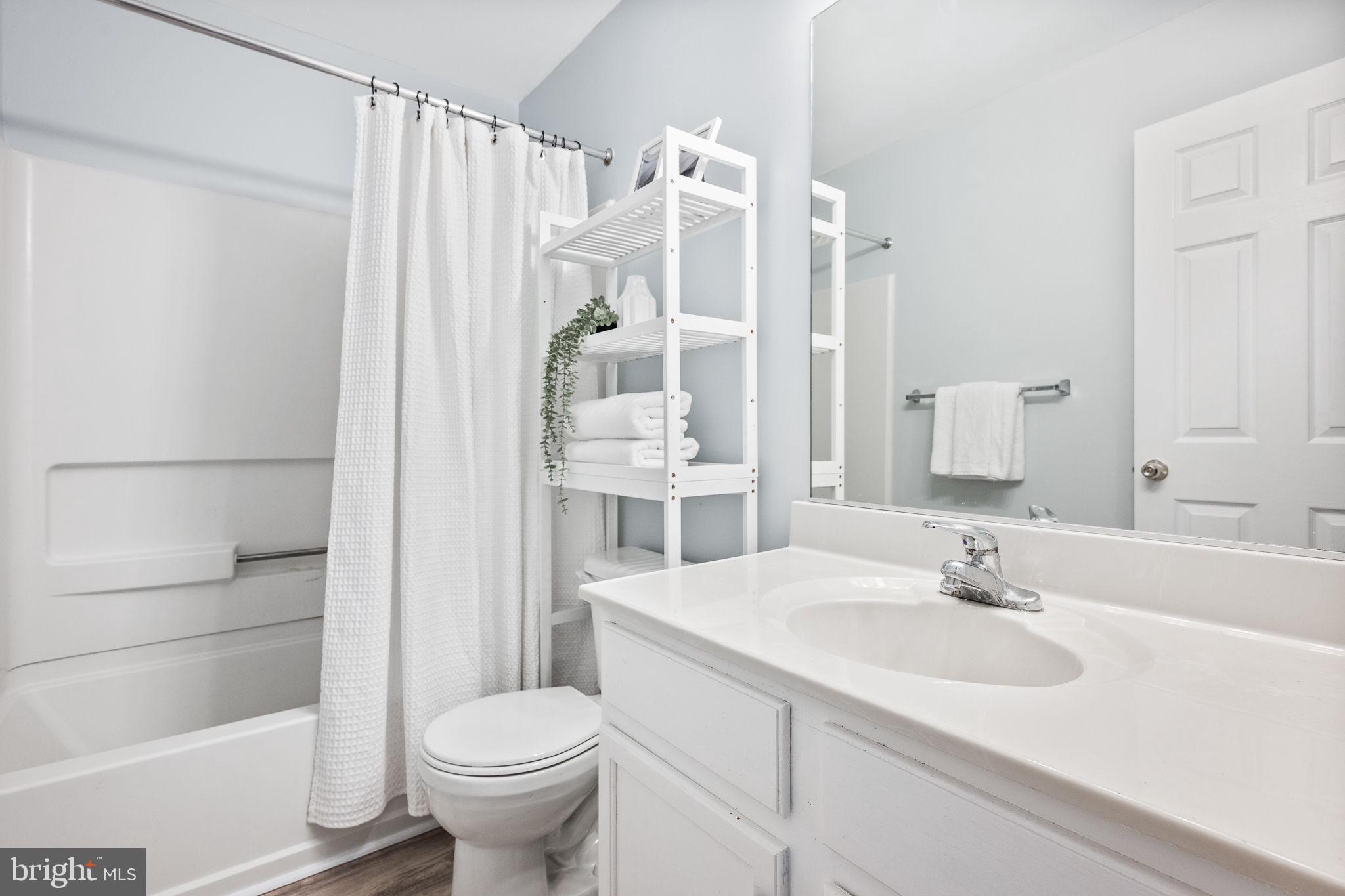 209 Poplar Spring Road Rockville, MD 20850 - Photo 19 of 35 Gallery Image 19