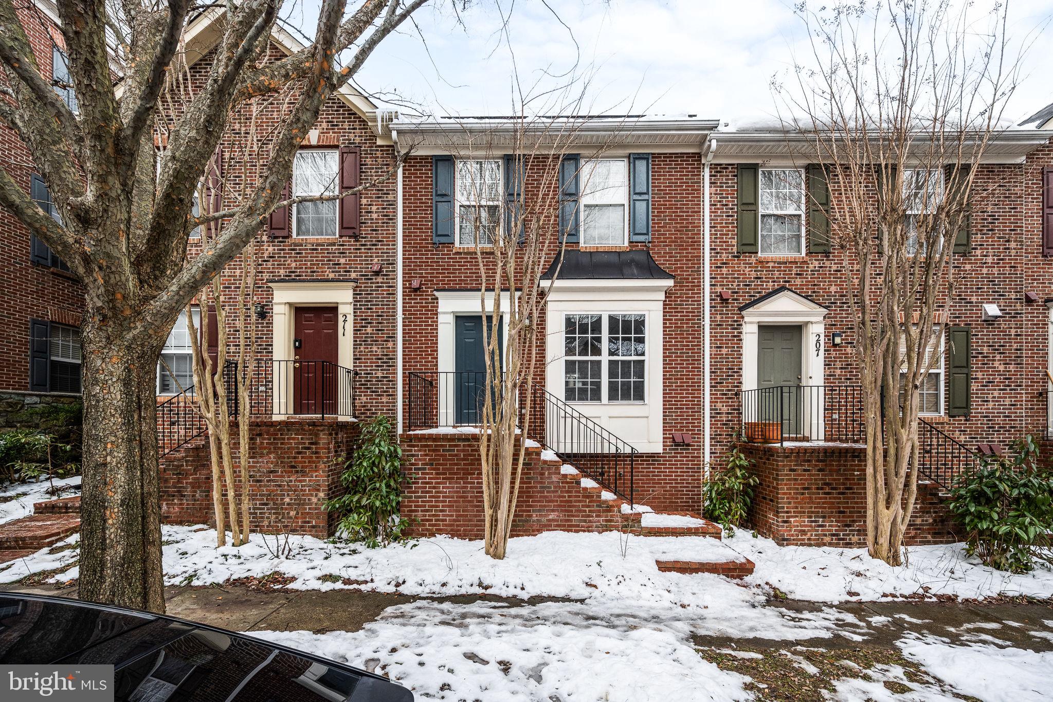 209 Poplar Spring Road Rockville, MD 20850 - Photo 3 of 35 Gallery Image 3