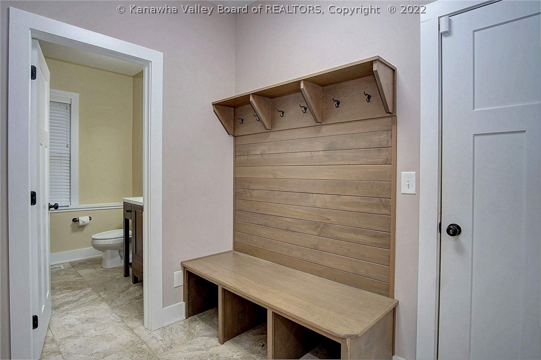 305 Hyde Park Road Winfield, WV 25213 - Photo 20 of 46 Gallery Image 20