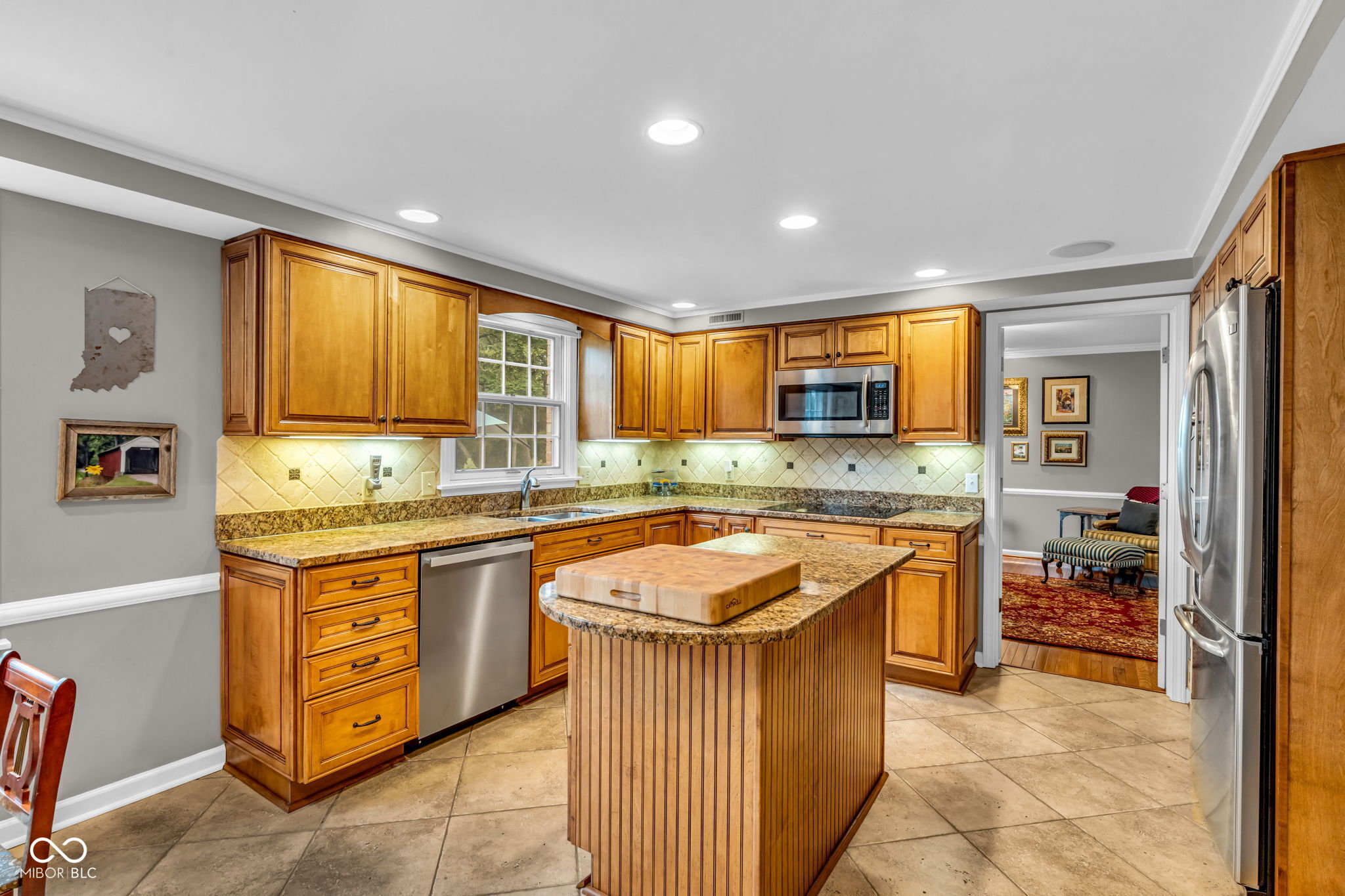 1213 Alderly Road Indianapolis, IN 46260 - Photo 18 of 65