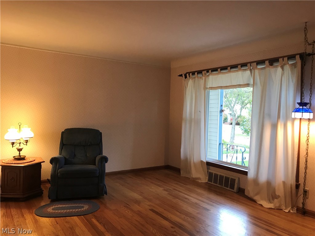 1640 Harwich Road Cleveland, OH 44124 - Photo 11 of 30
