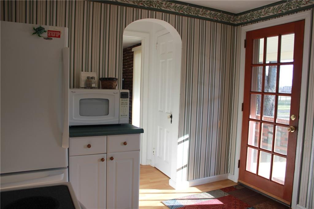 4065 Tuscarawas Road Beaver, PA 15009 - Photo 10 of 22