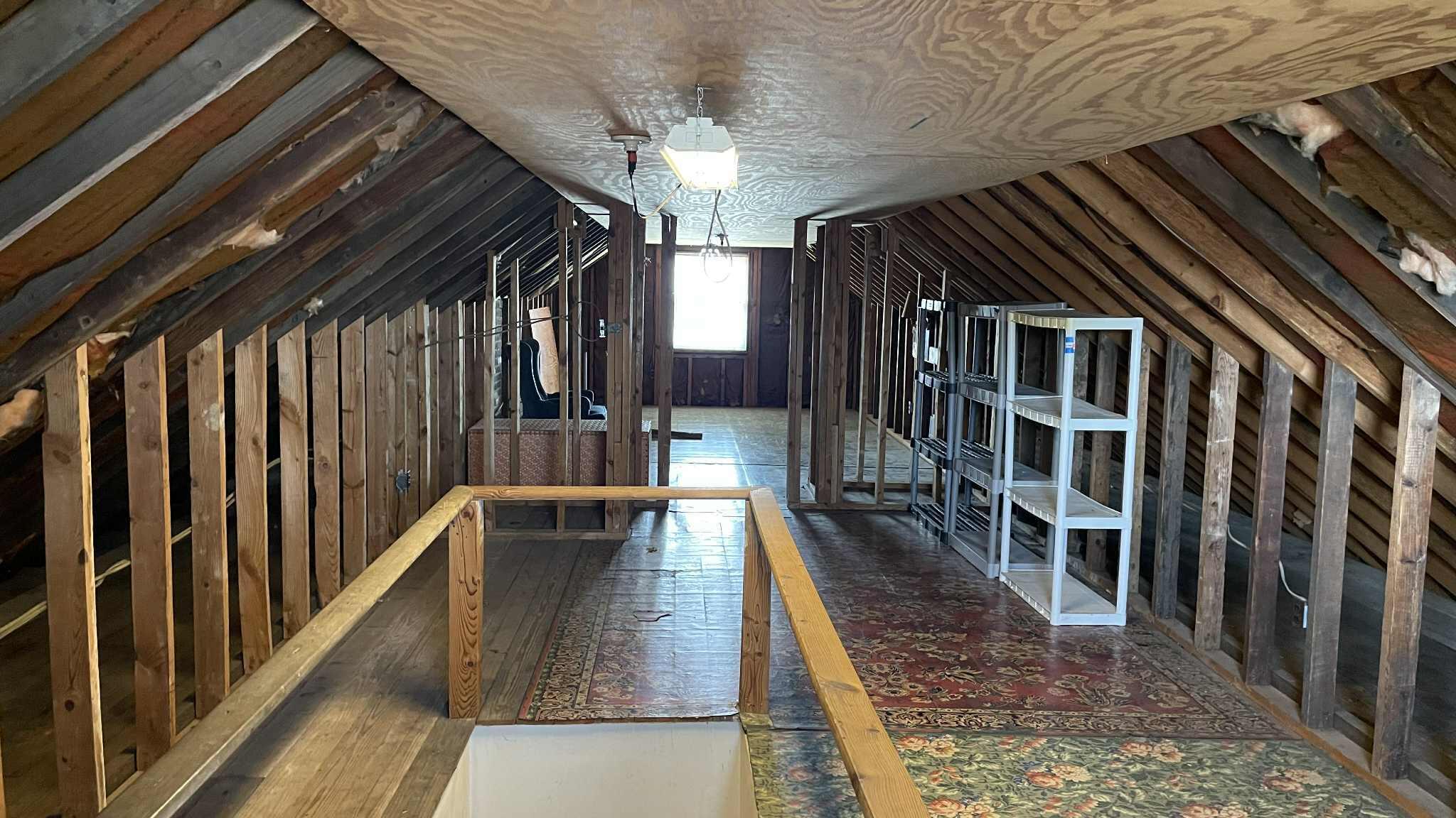 5980 Jordantown Road Vinton, VA 24179 - Photo 20 of 27 a view of entryway