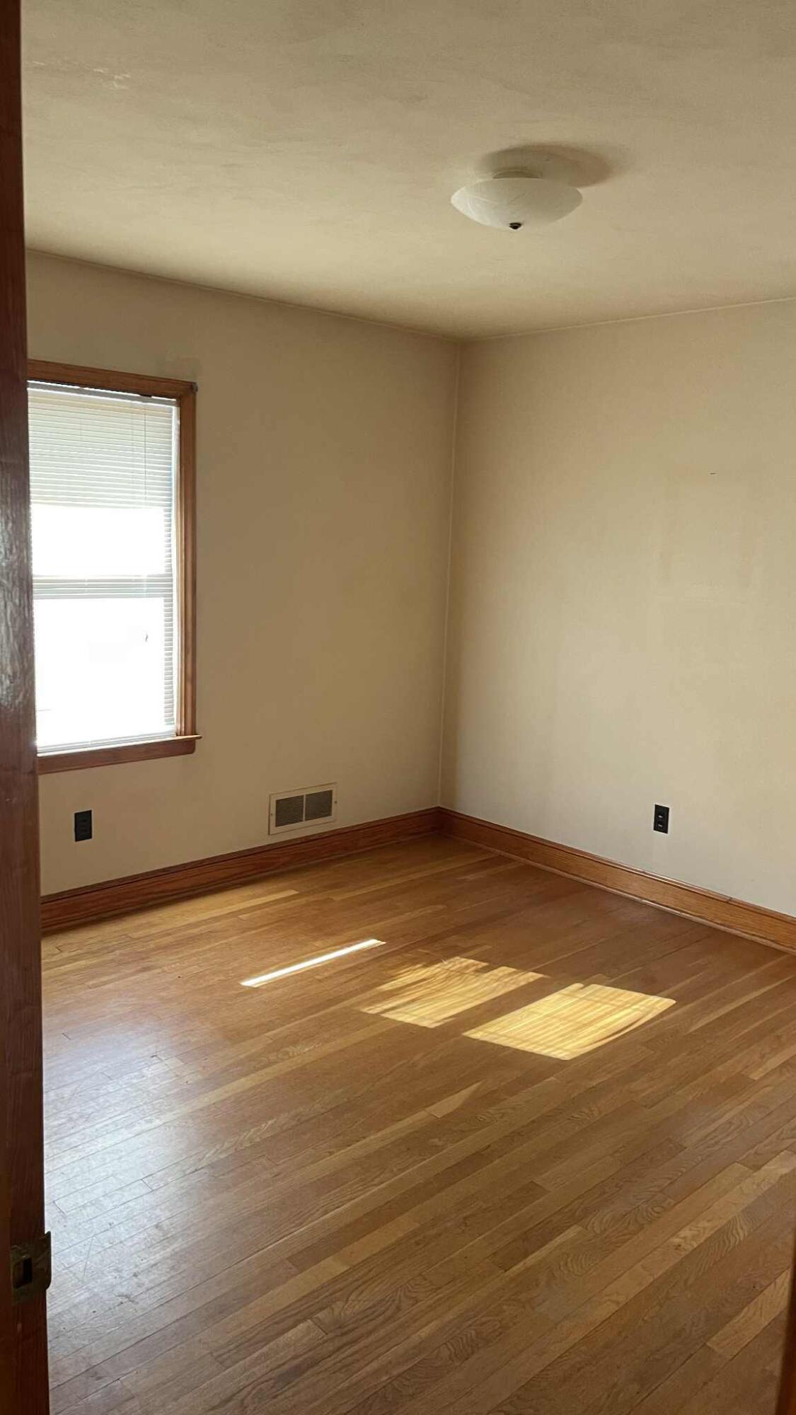 5980 Jordantown Road Vinton, VA 24179 - Photo 9 of 27 a view of empty room with window