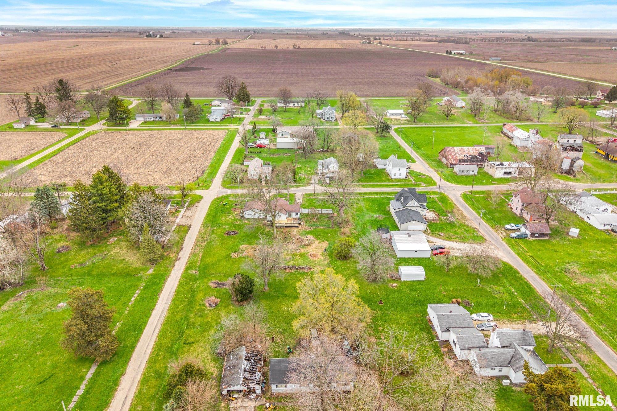 607 East Main Street La Fayette, IL 61449 - Photo 38 of 40