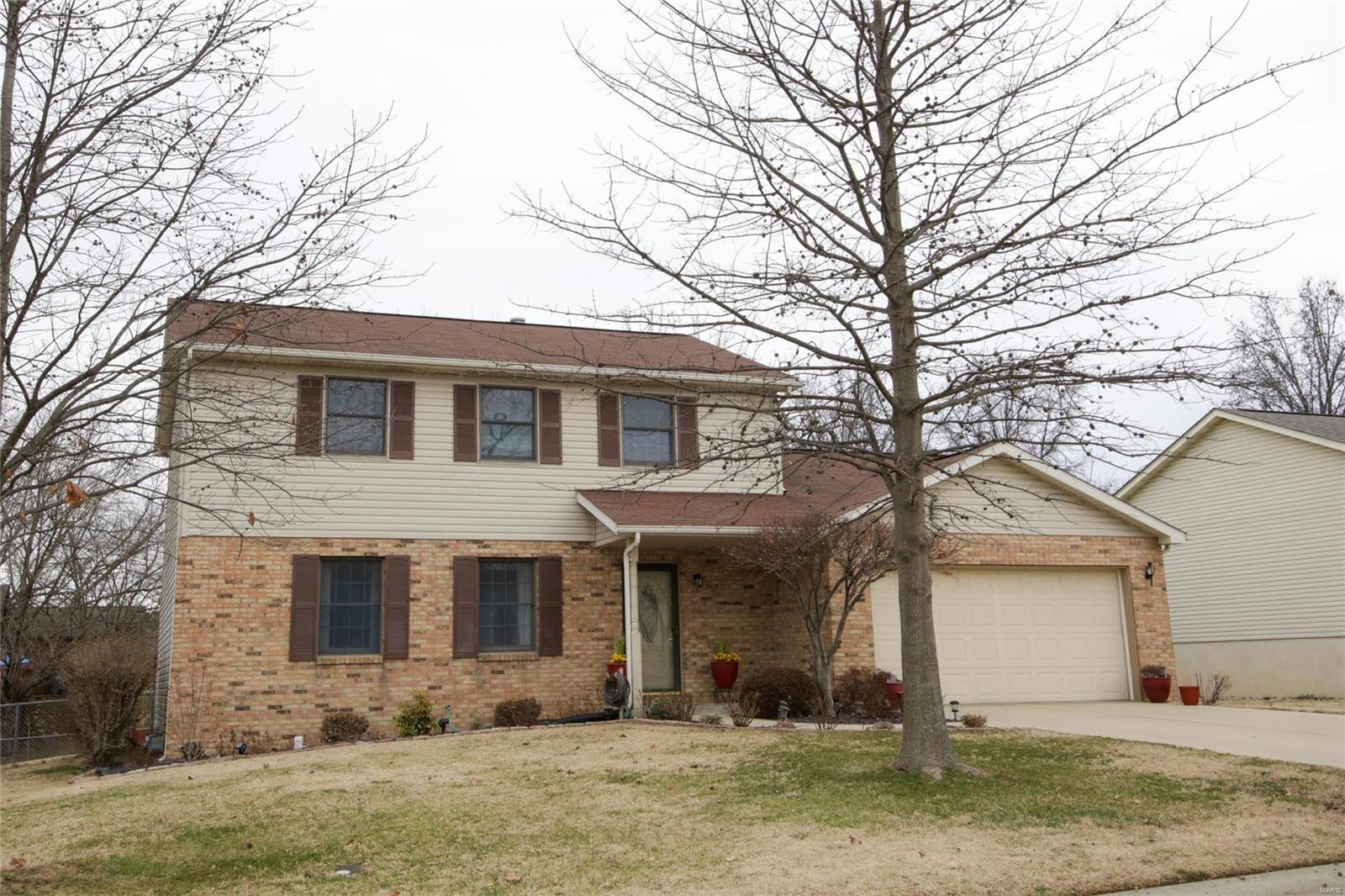 25 Rio Verde Drive Belleville, IL 62221 - Photo 1 of 30 Gallery Image 1