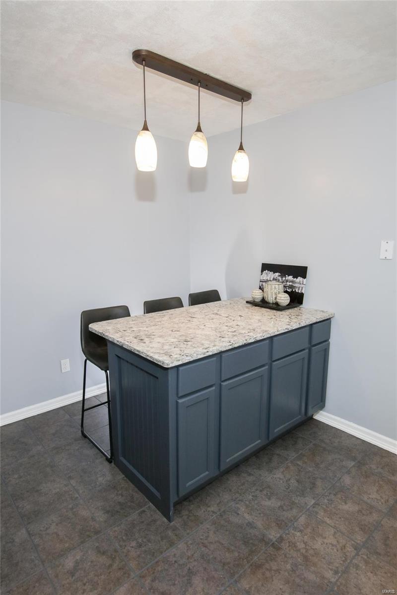 25 Rio Verde Drive Belleville, IL 62221 - Photo 9 of 30 Gallery Image 9