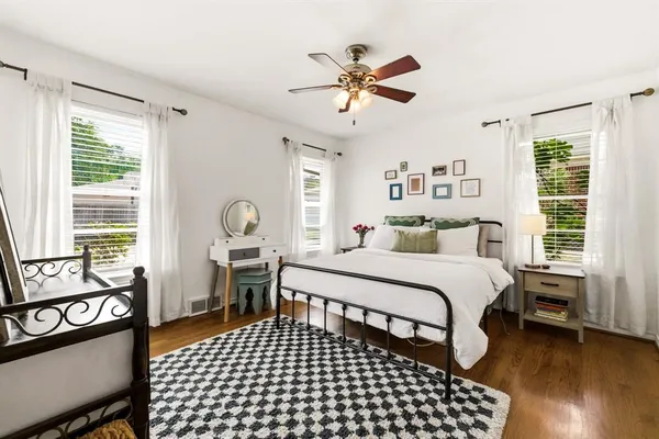 $665,000 | 6524 Ravendale Lane, Dallas, TX 75214