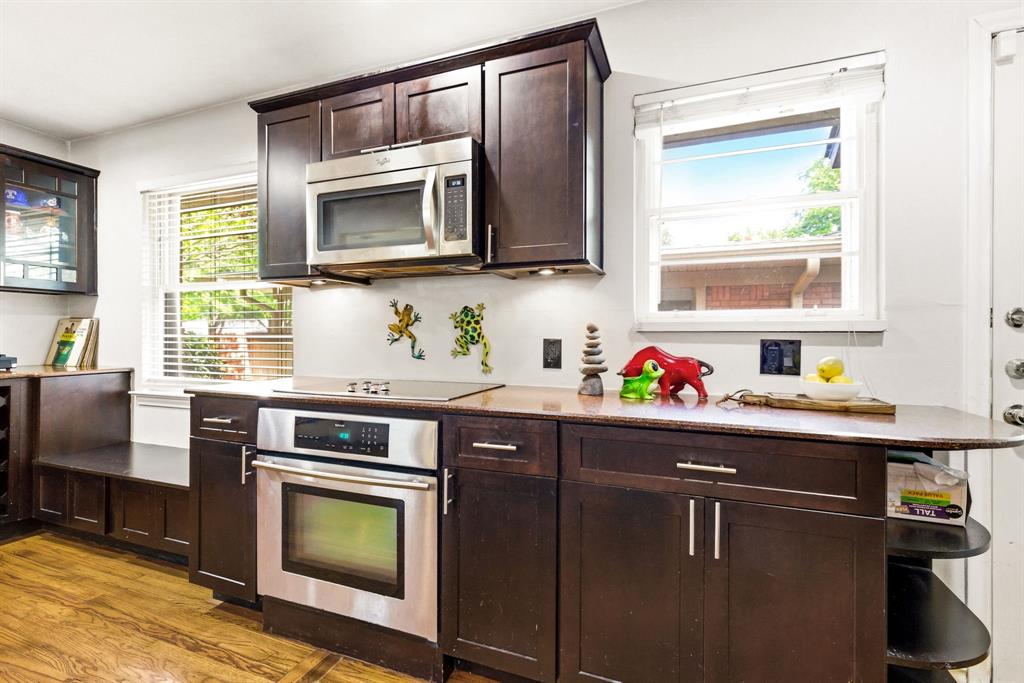 6524 Ravendale Lane Dallas, TX 75214 - Photo 24 of 34