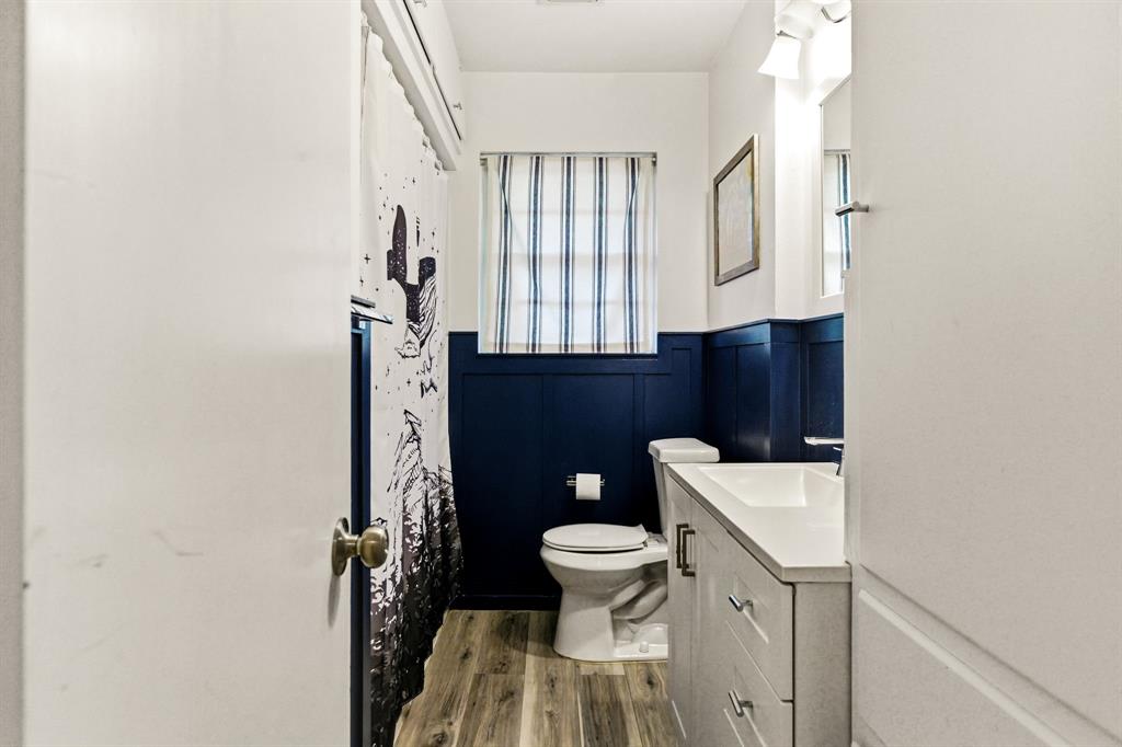 6524 Ravendale Lane Dallas, TX 75214 - Photo 27 of 34